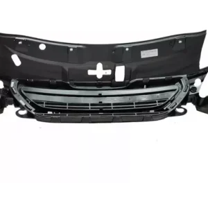 Careta superior radiador 98019506xt Peugeot 2008 De 2018 2019