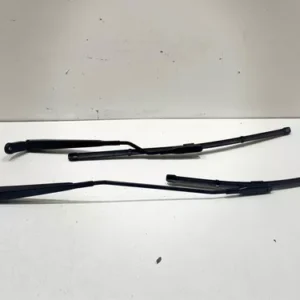 Par Brazos Limpiaparabrisas Fiat Uno Way 2016 al 2022 (Usados)