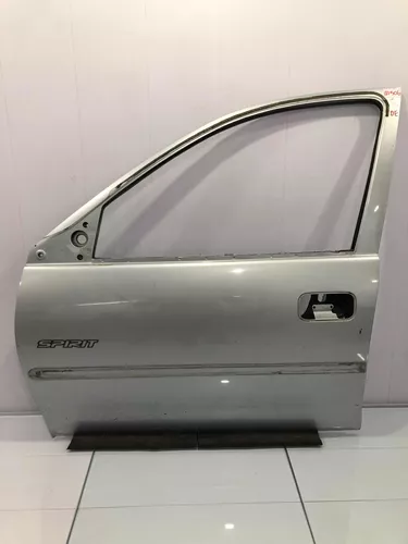 Puerta Delantera Izquierda Chevrolet Corsa Classic 2000/2010 (Usado)