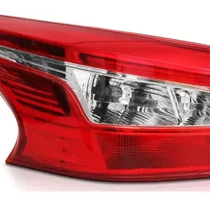 Nissan Sentra 2017 2018 2019 2020 Luz de esquina con LED
