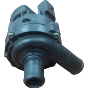 Bomba de agua auxiliar Mercedes C180 C200 Cla250 2.0 2012-2015(usada)
